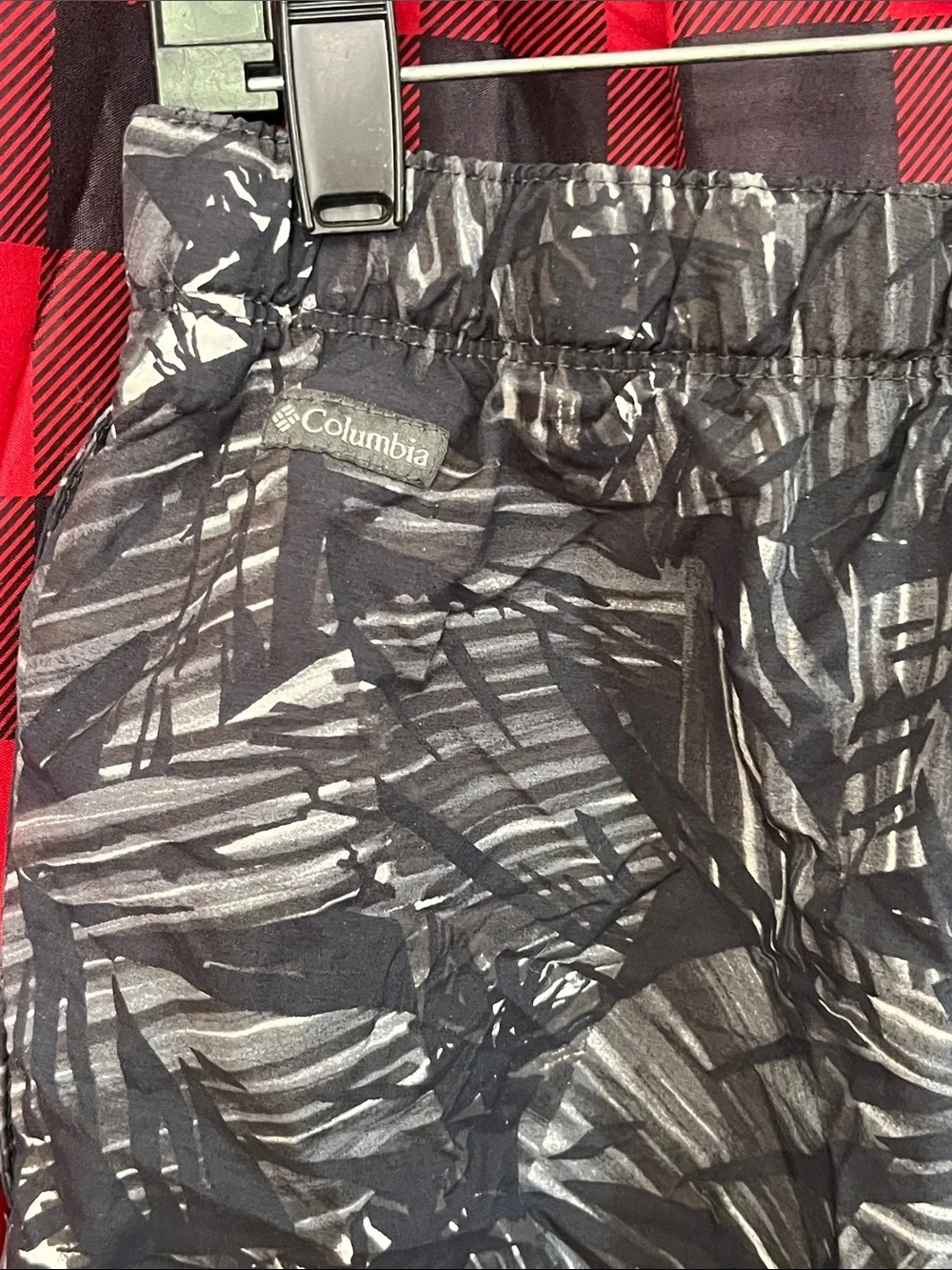 Columbia Black & Gray Patterned Men's Swim Trunks